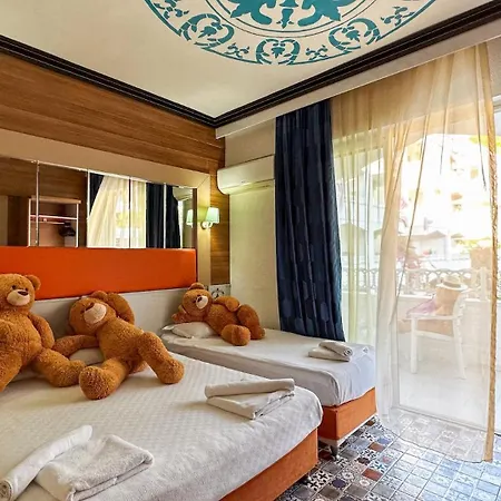 Club Anjeliq Otel 5*